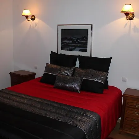 Serra Mar Bed and breakfast 4*
